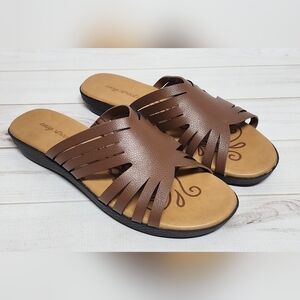 New Easy Street Audra Sandals in Tan Size 11 WW